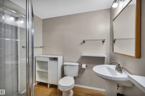 #12 20 Norman Ct, St. Albert, AB - Indoor Photo Showing Bathroom