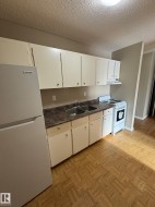 #315 7220 144 AV NW  Edmonton, AB T5C 3E4