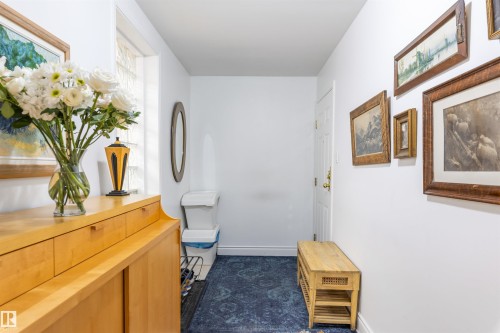 #205 9131 99 St Nw, Edmonton, AB - Indoor Photo Showing Other Room