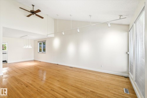 241 Greenoch Crescent Nw, Edmonton, AB - Indoor Photo Showing Other Room