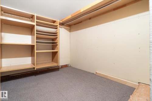 241 Greenoch Crescent Nw, Edmonton, AB - Indoor Photo Showing Other Room