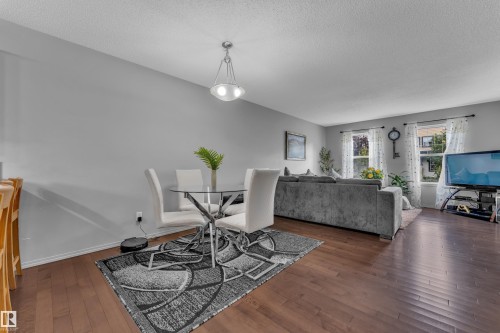3036 Arthurs Crescent Sw, Edmonton, AB - Indoor
