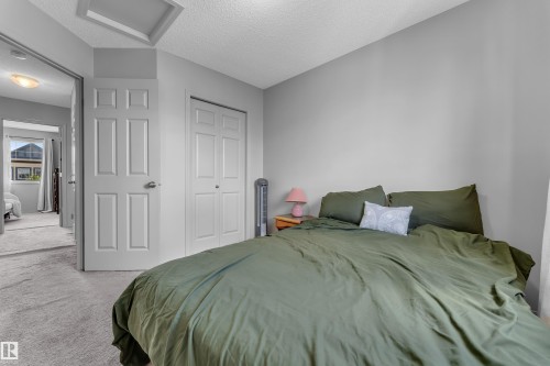 3036 Arthurs Crescent Sw, Edmonton, AB - Indoor Photo Showing Bedroom