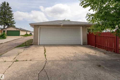 7120 139 Avenue Nw, Edmonton, AB - Outdoor