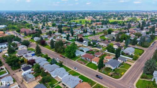 7120 139 Avenue Nw, Edmonton, AB - Outdoor With View
