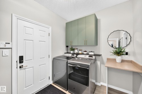 823 77 Street Sw, Edmonton, AB - Indoor Photo Showing Laundry Room