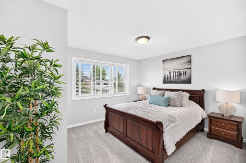 823 77 Street Sw, Edmonton, AB - Indoor Photo Showing Bedroom