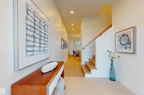10515 75 Street Nw, Edmonton, AB - Indoor Photo Showing Other Room