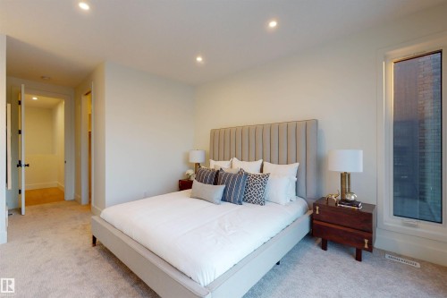 10515 75 Street Nw, Edmonton, AB - Indoor Photo Showing Bedroom
