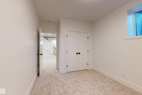10515 75 Street Nw, Edmonton, AB - Indoor Photo Showing Other Room