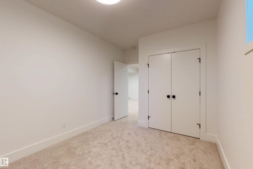 10515 75 Street Nw, Edmonton, AB - Indoor Photo Showing Other Room