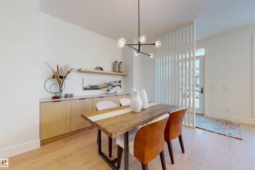 10515 75 Street Nw, Edmonton, AB - Indoor Photo Showing Dining Room