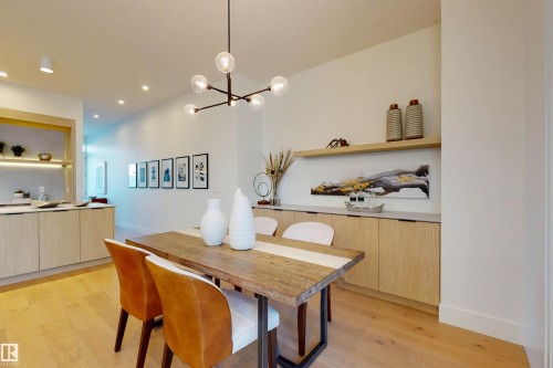 10515 75 Street Nw, Edmonton, AB - Indoor Photo Showing Dining Room