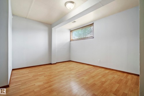 10426 79 Street Nw, Edmonton, AB - Indoor Photo Showing Other Room