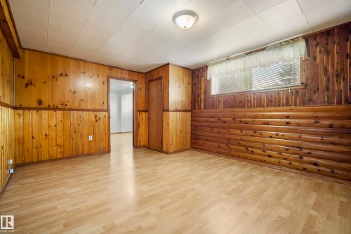 10426 79 Street Nw, Edmonton, AB - Indoor Photo Showing Other Room