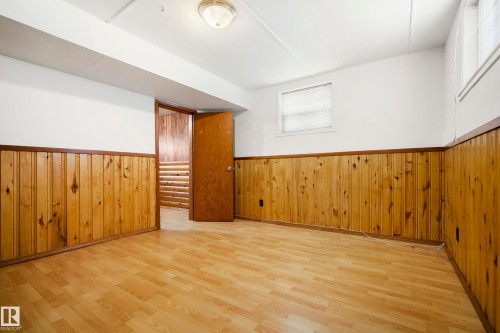 10426 79 Street Nw, Edmonton, AB - Indoor Photo Showing Other Room
