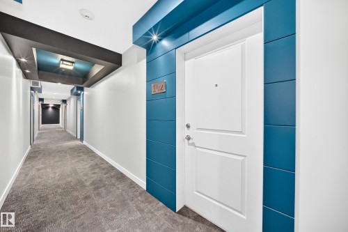 #102 2584 Anderson Way Sw, Edmonton, AB - Indoor Photo Showing Other Room