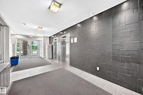 #102 2584 Anderson Way Sw, Edmonton, AB - Indoor Photo Showing Other Room