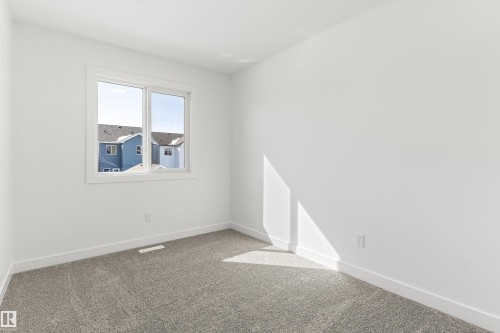 20707 43 Avenue Nw, Edmonton, AB - Indoor Photo Showing Other Room