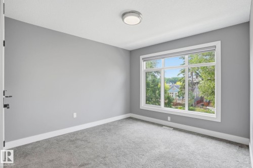 10625 69 Avenue Nw, Edmonton, AB - Indoor Photo Showing Other Room
