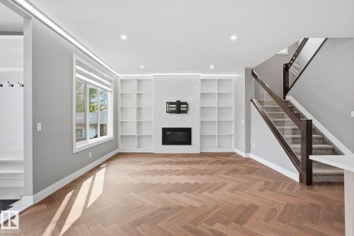 10625 69 Avenue Nw, Edmonton, AB - Indoor With Fireplace