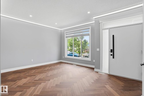 10625 69 Avenue Nw, Edmonton, AB - Indoor Photo Showing Other Room