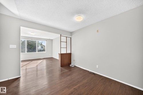 10236 154 Street Nw, Edmonton, AB - Indoor Photo Showing Other Room