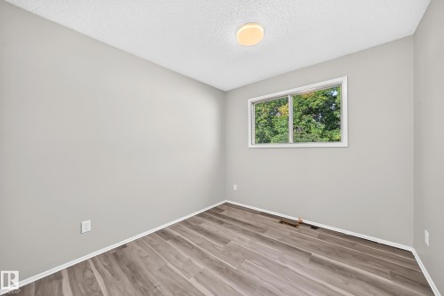 10236 154 Street Nw, Edmonton, AB - Indoor Photo Showing Other Room