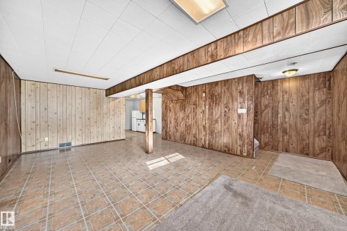 10236 154 Street Nw, Edmonton, AB - Indoor Photo Showing Other Room