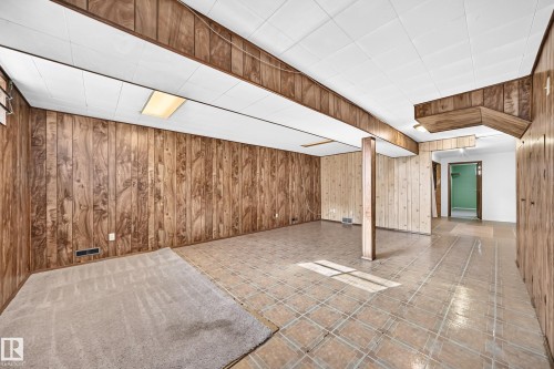10236 154 Street Nw, Edmonton, AB - Indoor Photo Showing Other Room