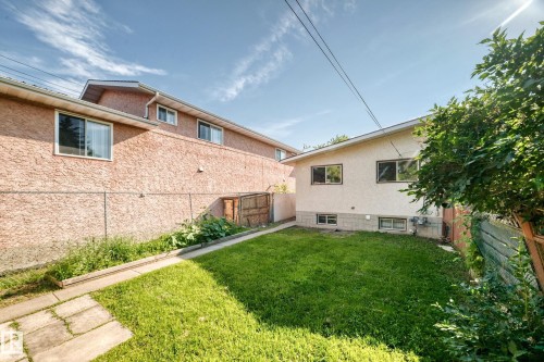 10236 154 Street Nw, Edmonton, AB - Outdoor With Exterior