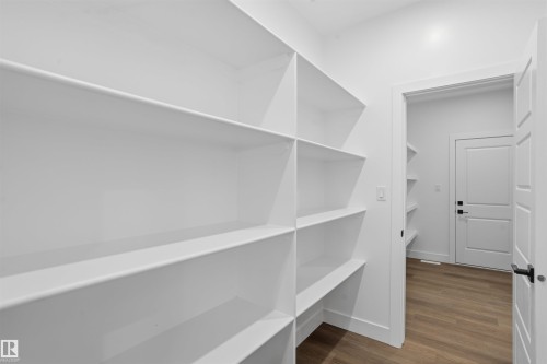 20 Munn Way, Leduc, AB - Indoor With Storage