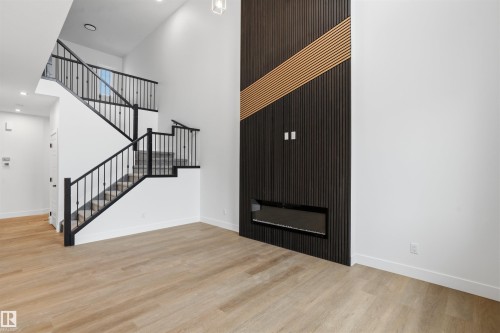 20 Munn Way, Leduc, AB - Indoor Photo Showing Other Room