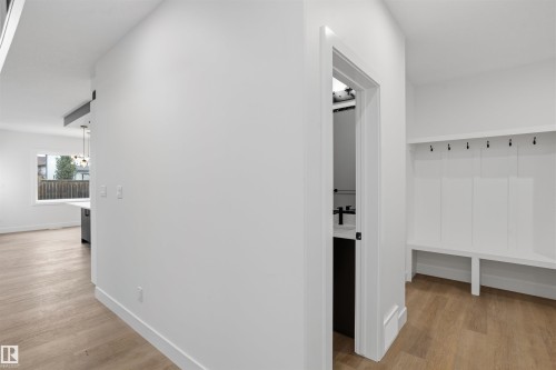 20 Munn Way, Leduc, AB - Indoor Photo Showing Other Room