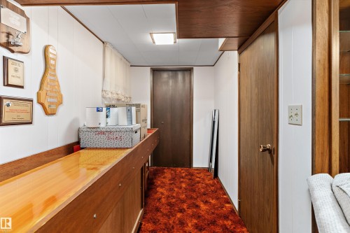 11603 St Albert Trail Nw, Edmonton, AB - Indoor