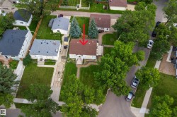 11603 ST ALBERT Trail NW  Edmonton, AB T5M 3L6