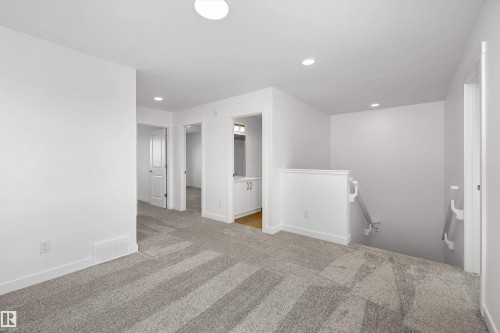 8616 183 Avenue Nw, Edmonton, AB - Indoor Photo Showing Other Room