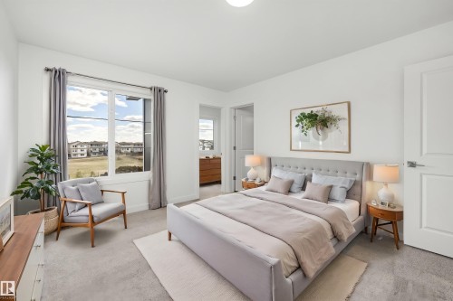 8616 183 Avenue Nw, Edmonton, AB - Indoor Photo Showing Bedroom