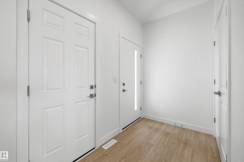 8616 183 Avenue Nw, Edmonton, AB - Indoor Photo Showing Other Room