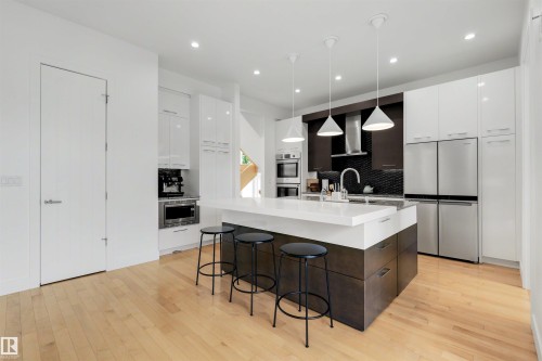 14505 Summit Drive Nw, Edmonton, AB - Indoor Photo Showing Kitchen With Upgraded Kitchen