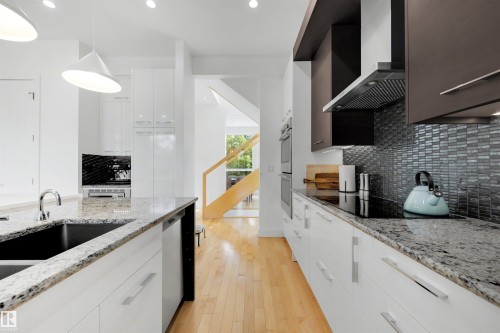 14505 Summit Drive Nw, Edmonton, AB - Indoor Photo Showing Kitchen With Upgraded Kitchen