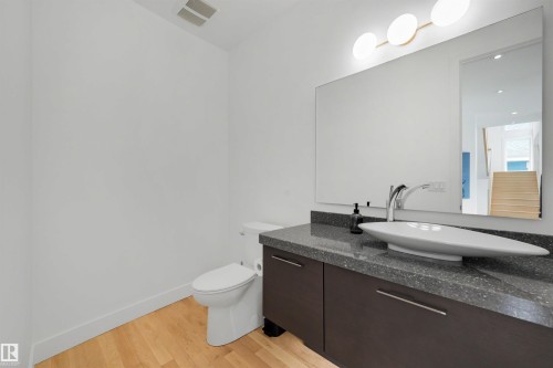14505 Summit Drive Nw, Edmonton, AB - Indoor Photo Showing Bathroom