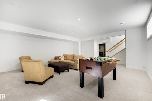 14505 Summit Drive Nw, Edmonton, AB - Indoor Photo Showing Other Room