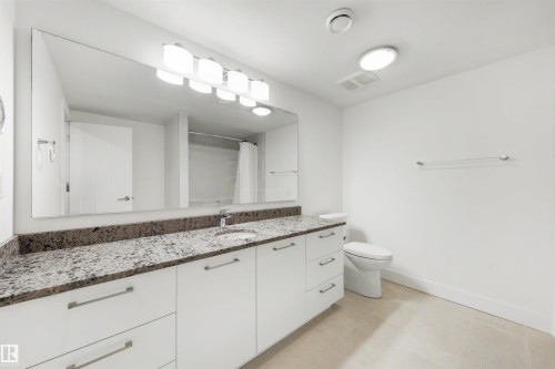 14505 Summit Drive Nw, Edmonton, AB - Indoor Photo Showing Bathroom