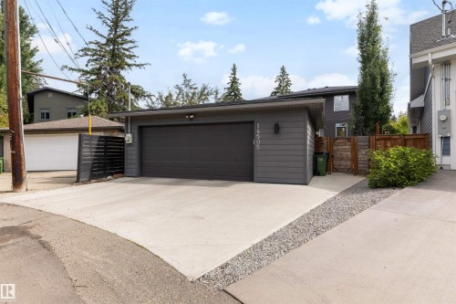 14505 Summit Drive Nw, Edmonton, AB - Outdoor