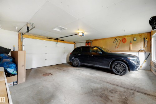 14505 Summit Drive Nw, Edmonton, AB - Indoor Photo Showing Garage