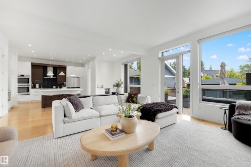 14505 Summit Drive Nw, Edmonton, AB - Indoor Photo Showing Living Room