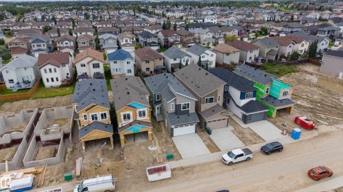 24 Munn Way, Leduc, AB - Outdoor