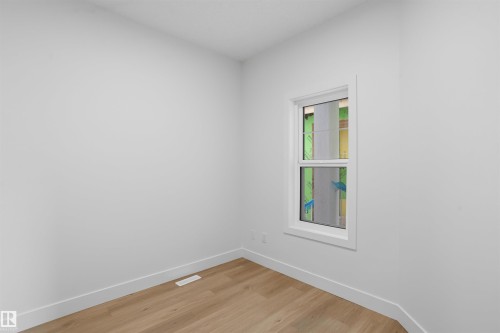 24 Munn Way, Leduc, AB - Indoor Photo Showing Other Room