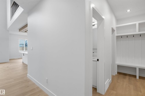 24 Munn Way, Leduc, AB - Indoor Photo Showing Other Room